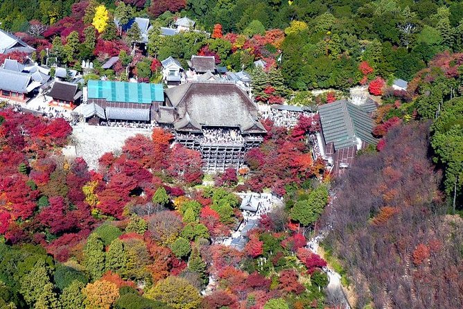 [20 Min]Kyoto Private Helicopter Tour : Major Shrines and Temples