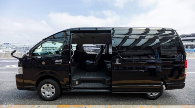 From Kyoto: Private 1-Way Transfer to Kansai Airport