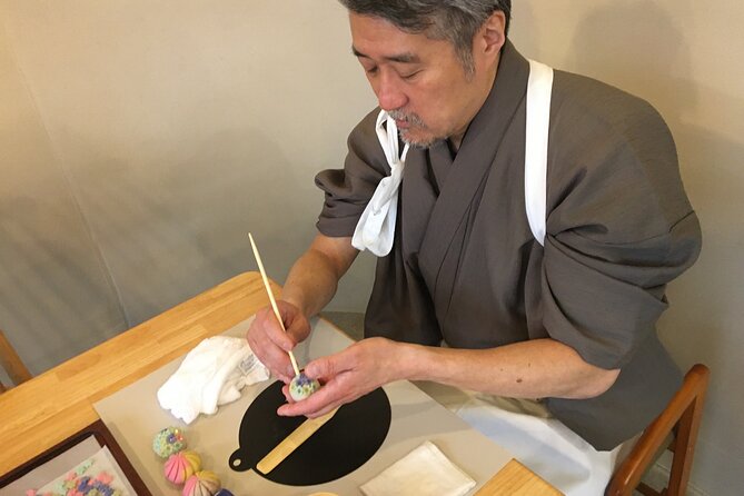 Ginza MANNENDO Wagashi Workshop With Master Yoshi