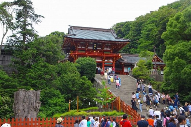 Kamakura Private Tour by Public Transportation