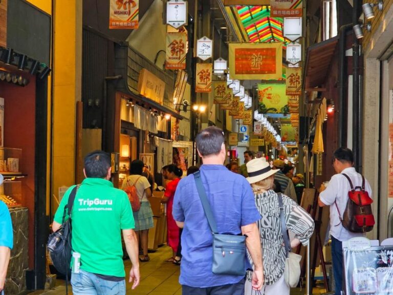 Kyoto: Nishiki Market and Depachika Food Tour With a Local