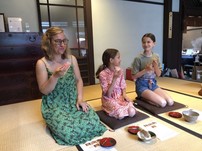 Kyoto: Zen Matcha Tea Ceremony With Free Refills