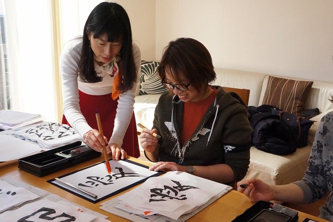 Lets Shodo (Japanese Calligraphy) !!