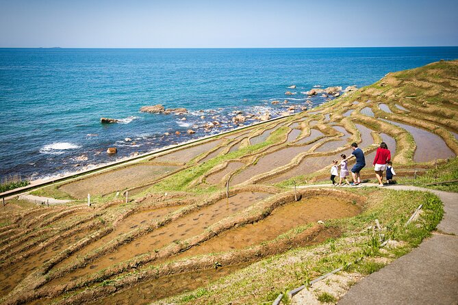 Noto Peninsula 1 Day Photoshoot With Professional Photographer