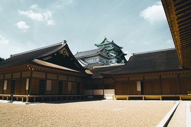 Private Tour in Nagoya With Friendly Guide and Photographer!