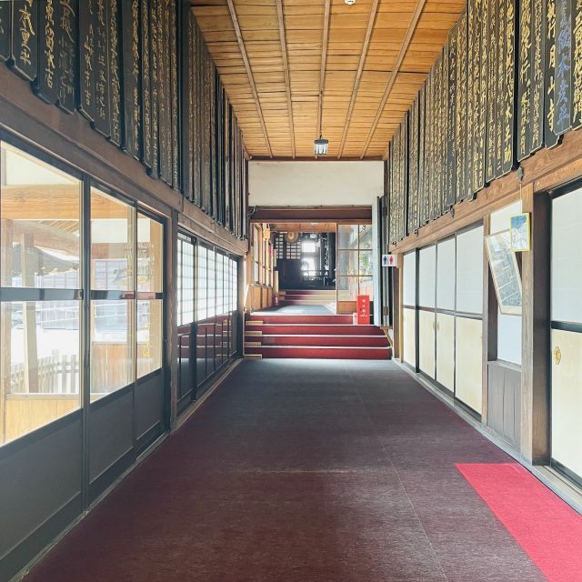 Silence Retreat at a Temple With English Speaking Monk