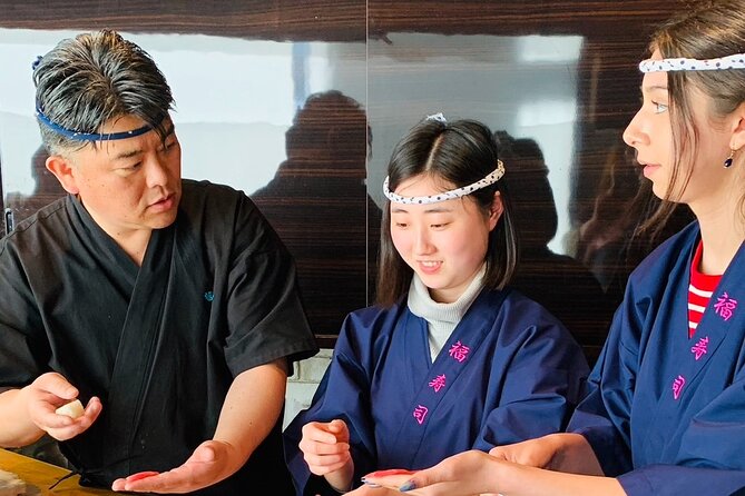 Sushi Chef Class and Hot Spring Bath Nearby Mt. Fuji