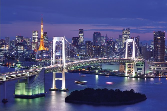 Tokyo Airport Transfers: Tokyo City to Tokyo-Narita Airport NRT in Luxury Car