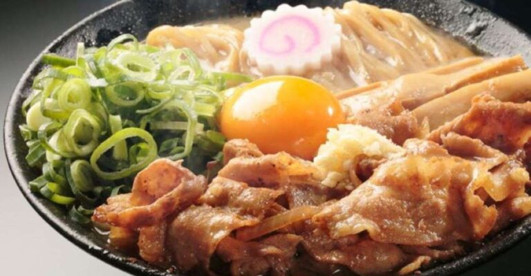 Tokyo: Easy Ramen Cooking Experience in Kabukicho, Shinjuku