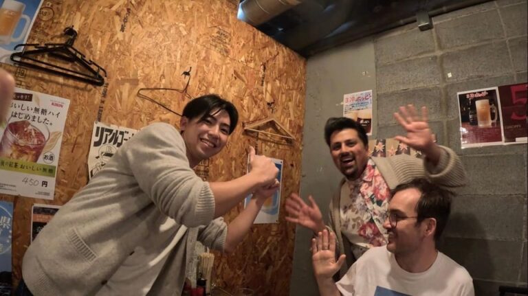 Tokyo: Izakaya & Public Karaoke Bar Hopping in Shibuya