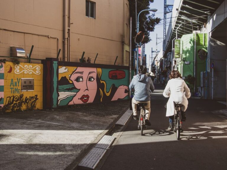 Tokyo: Private West Side Vintage Road Bike Tour