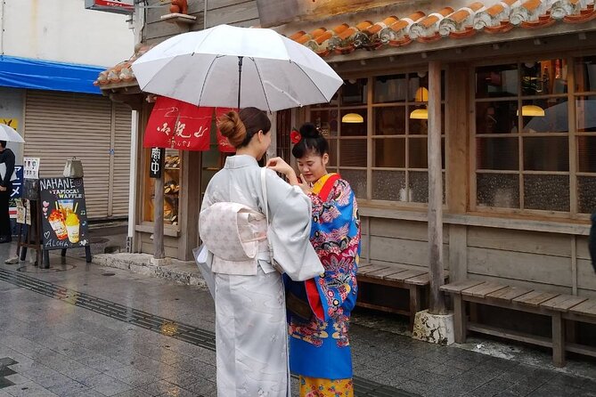 Walking Around the Town With Kimono You Can Choose Your Favorite Kimono From [Okinawa Traditional Costume Kimono / Kimono / Yukata] Hair Set & Point Makeup & Dressing & Rental Fee All