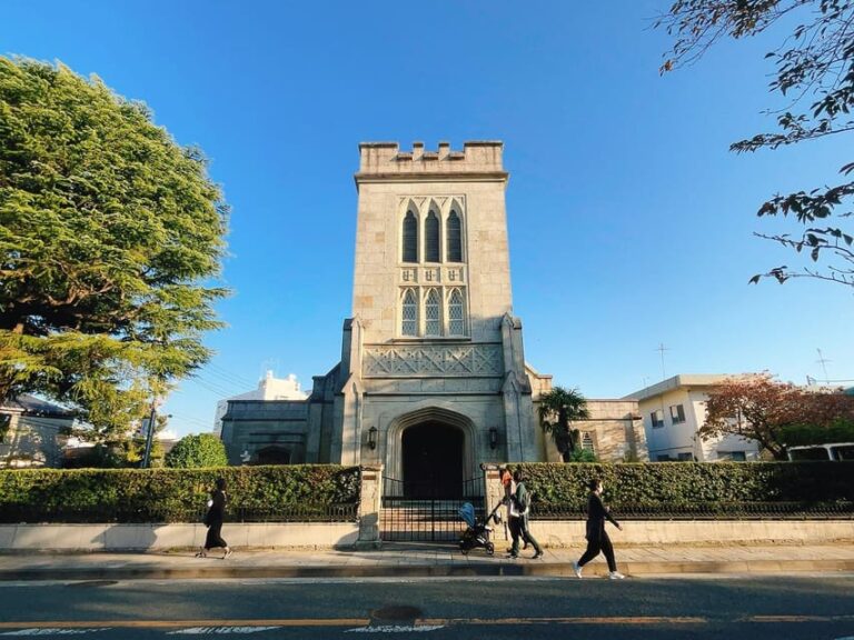 Yokohama: Walking Tour Focus on 5 Architecture and History