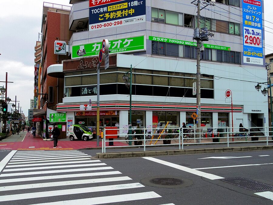 7-Eleven Toyosu Tokyo