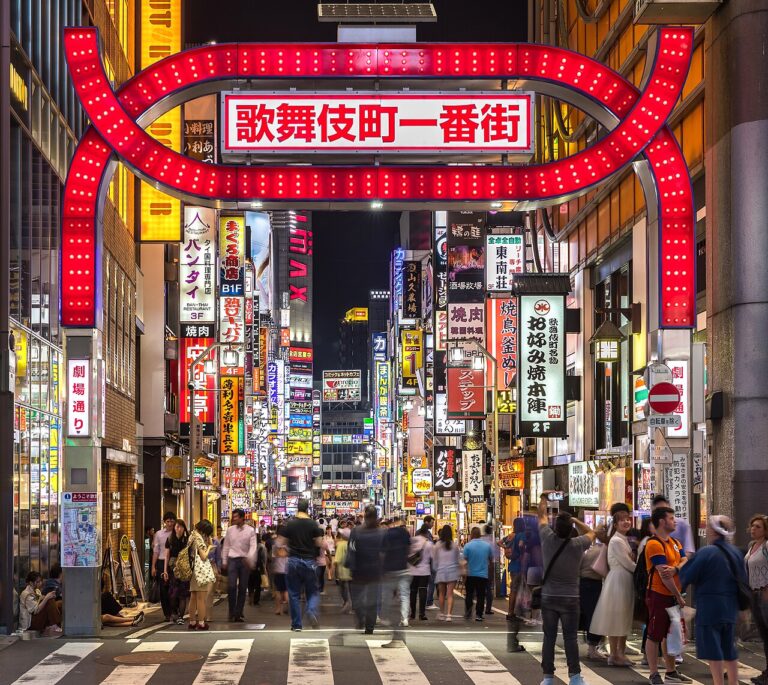 Kabukicho Bar Scams: How Tourists Get Drugged and Robbed