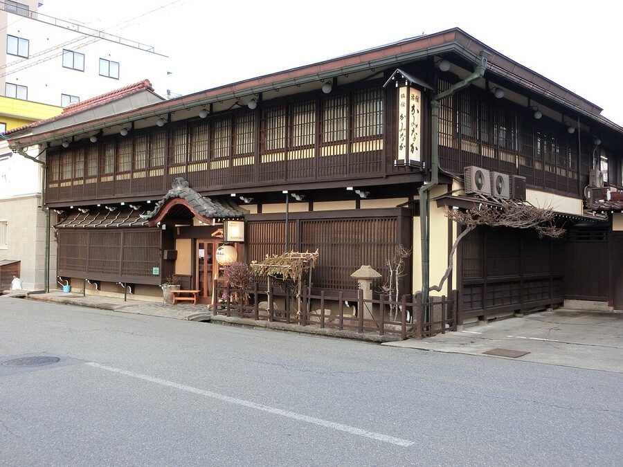 Kaminaka Ryokan in Takayama — a Registered Tangible Cultural Property of Japan