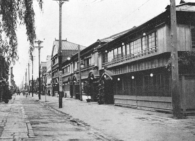 Yoshiwara street scene in the 1930s