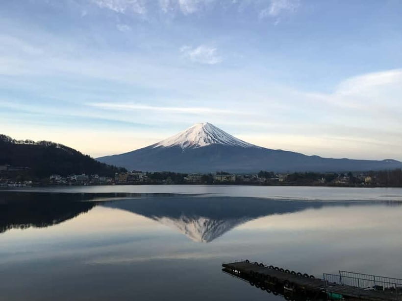 1-Day Mt Fuji Sightseeing trip from Tokyo - Lake Kawaguchi, lunch, and a boat cruise