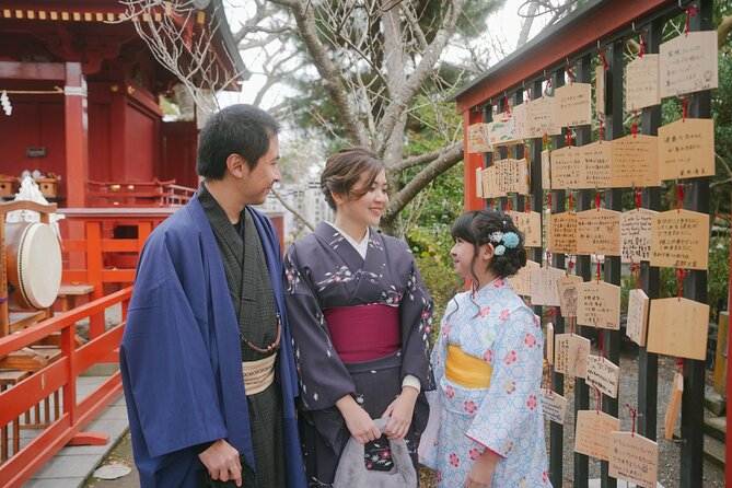 1 Hour Travel around Tokyo with a Professional Photographer - Booking tips that protect your time