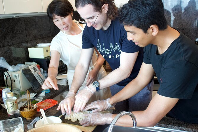 3-Hour Shared Halal-Friendly Japanese Cooking Class in Tokyo - Why the Small Group Matters