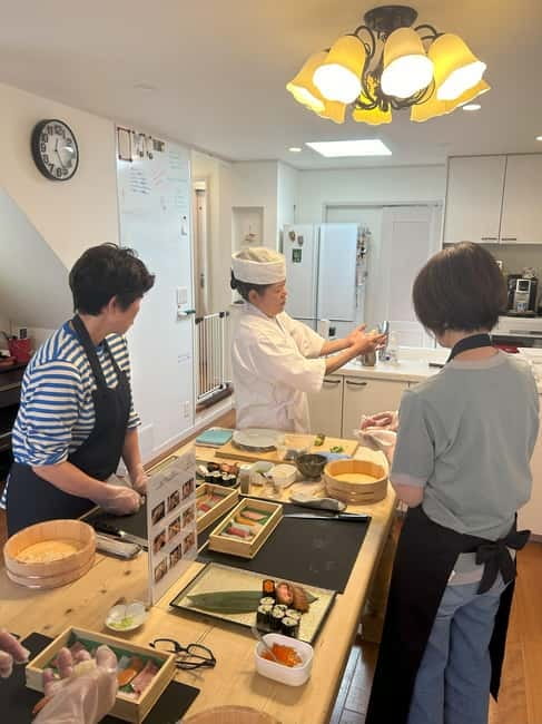 AKEMI's SUSHiKiTCHEN: A fun sushi cooking lesson in Tokyo - Key points to know before booking
