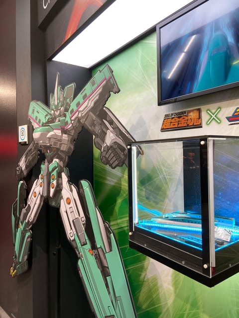 Akihabara: Self-Guided Tour with a special brochure - Maid cafes and Akihabara’s kawaii side