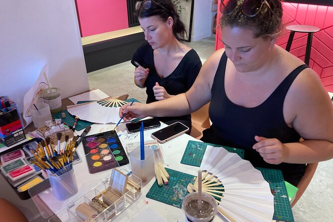 Art Japanese Fan Painting Experience in Tokyo Asakusa - Making good use of the limited time