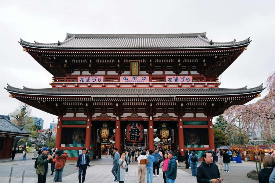 Asakusa Private Food Walking Tour for Family - Rolling okonomiyaki with the family