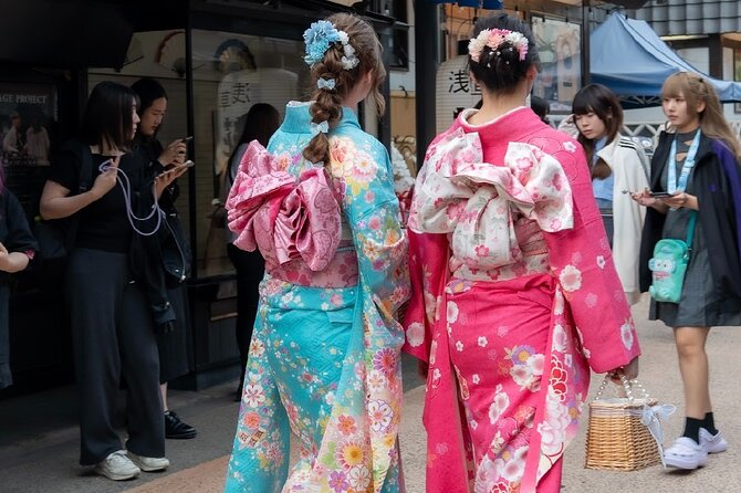 Asakusa Rental Kimono in Tokyo - The Real Value of the Five-Hour Window