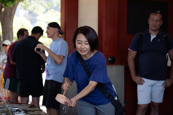 Asakusa Senso-ji Temple and Old Tokyo Walking Tour - Meeting at Kaminarimon in the middle of the crowds