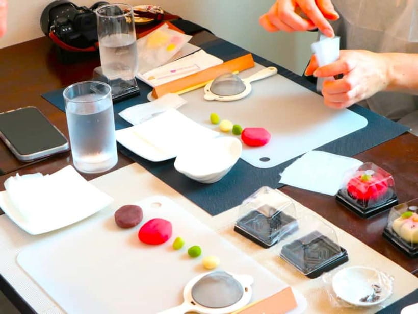 At an Antique Shop, Tea Ceremony and Japanese Sweets Forming - Key points to know before booking