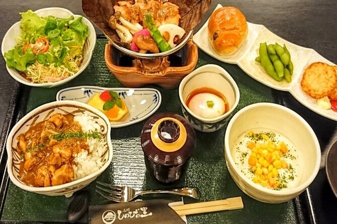 Best Mt Fuji and Hakone Full-Day Bus Tour from Tokyo - Lake Ashi by boat