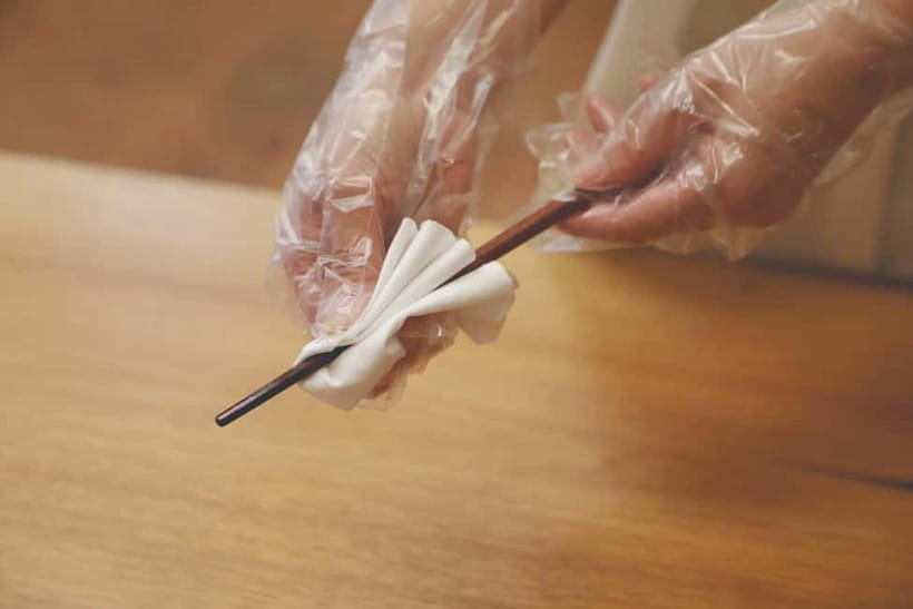 Chopstick Making Workshop in Ginza - The first real task: planing the chopsticks