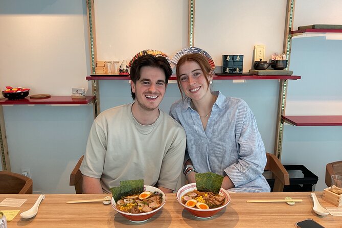 Cozy Tokyo Class: Ramen, Sushi, Sake Pairing & Cultural Exchange - What the class does especially well