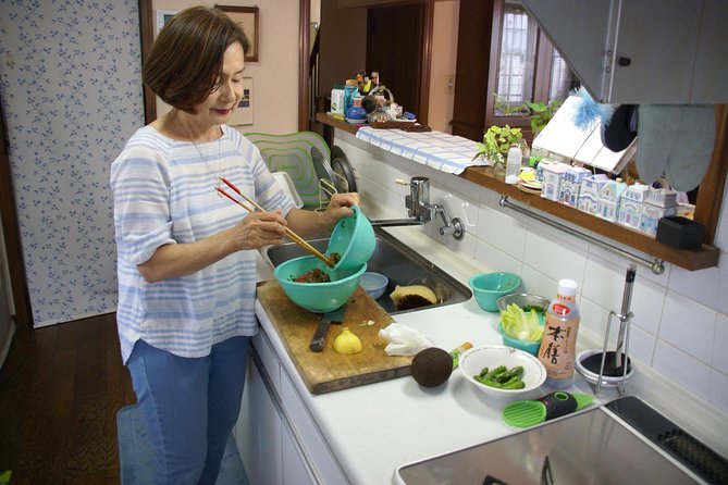 Creative Japanese Cooking in a Beautiful Tokyo Home with Makiko - Key points to know