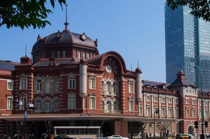 Customizable Private Tokyo Tour with an English-speaking Driver - Shibuya Crossing is quick, famous, and worth timing well