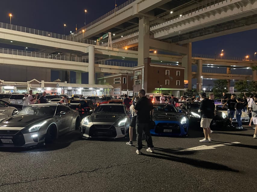 Daikoku Parking Area : JDM car meet tour by a local Japanese - Ninety minutes at Daikoku Parking Area
