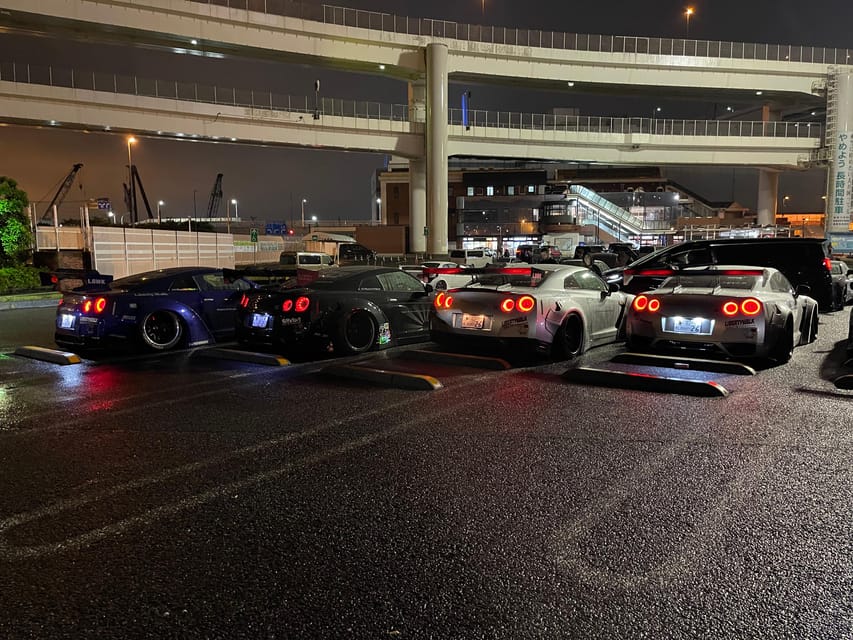 Daikoku Parking Area : JDM car meet tour by a local Japanese - Who will enjoy this experience most