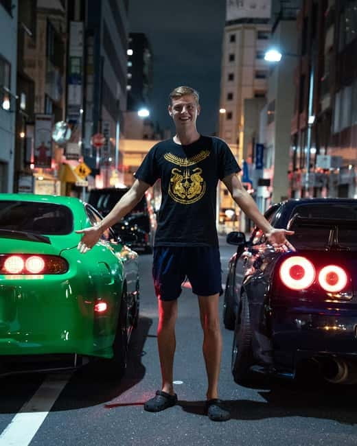 DISCOUNT IN DISCRIPTION: R34 SKYLINE CARMEET AT DAIKOKU - Daikoku PA, the Main Stop