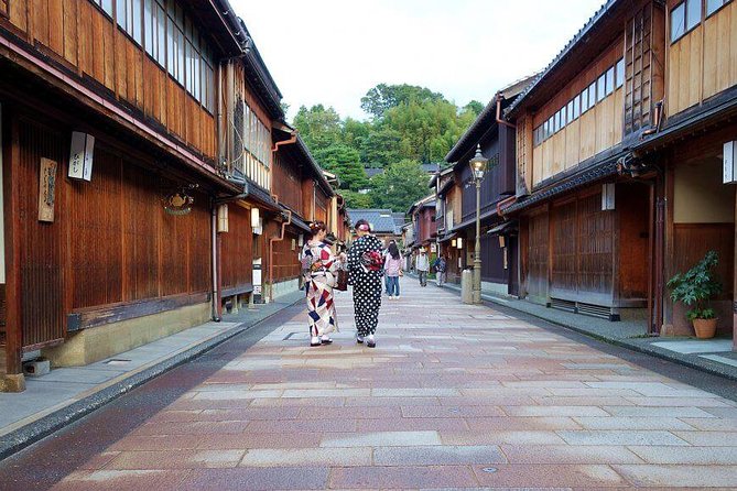 Discover Japan Tour: 15-day Small Group - Pottery and baseball make Nagoya feel lived-in
