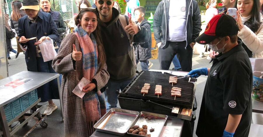 Dive into Tsukiji Fish Market Walking Friendly Food Tour - A seafood tasting that works as a meal