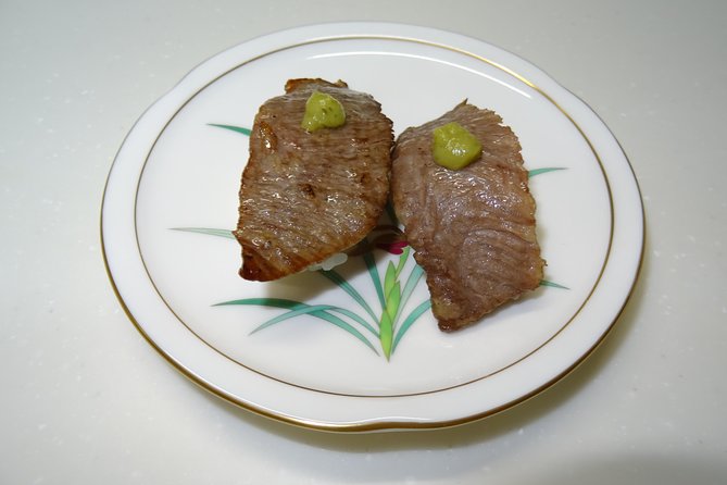Experience all of Japanese culture and Japanese food experience classes "origami, udon, Japanese food, green tea, calligraphy" in 4 hours - A long, relaxed meal with Taka and Keiko