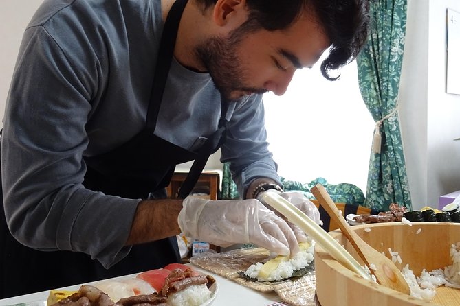 Experience all of Japanese culture and Japanese food experience classes "origami, udon, Japanese food, green tea, calligraphy" in 4 hours - Who will enjoy this Tokyo food and culture class