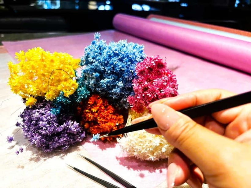Experience Crafting a Flower-Adorned Mini Japanese Garden - The cafe setting and included drink
