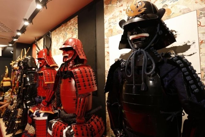 Experience of Samurai and Samurai license of Samurai Armor Photo Studio - Learning the story behind the armor
