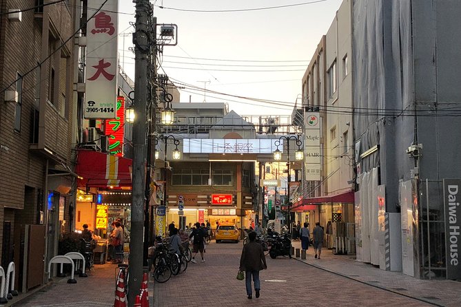Explore the Local "Non-touristy" Side of Tokyo: Jujo and Akabane Walking Tour - Inatsuke Castle remains and the story of Ōta Dōkan