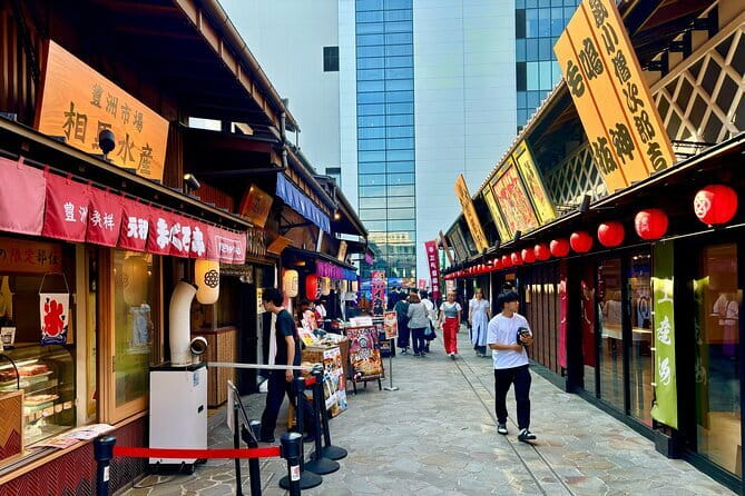 Fish Market & Tokyo Skyline Private Walking Tour - The Unicorn Gundam at DiverCity