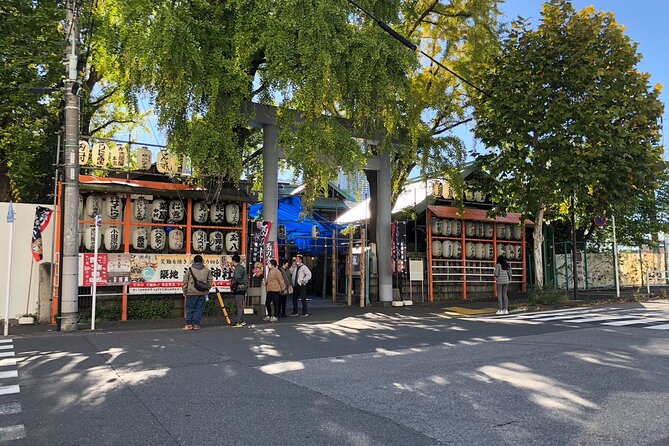 From Ocean to Chopsticks Tsukiji Market Food Tour By Local Expert - What the $195 price includes