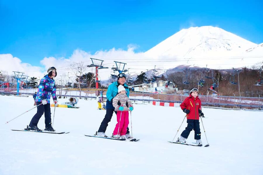 From Tokyo : Fujiyama Snow Resort Yeti Day Tour - Meeting at Tokyo Mode Gakuen at 7:45