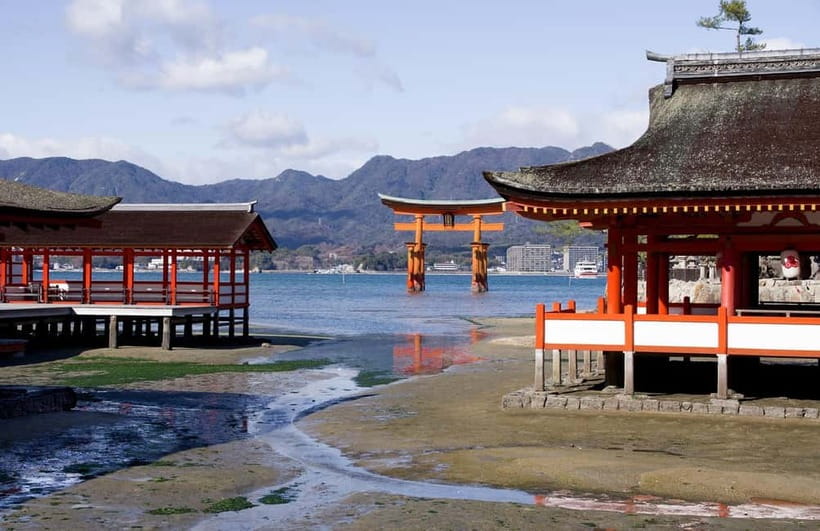 From Tokyo: Hiroshima and Miyajima Day Trip by Bullet Train - Small details that make the day easier